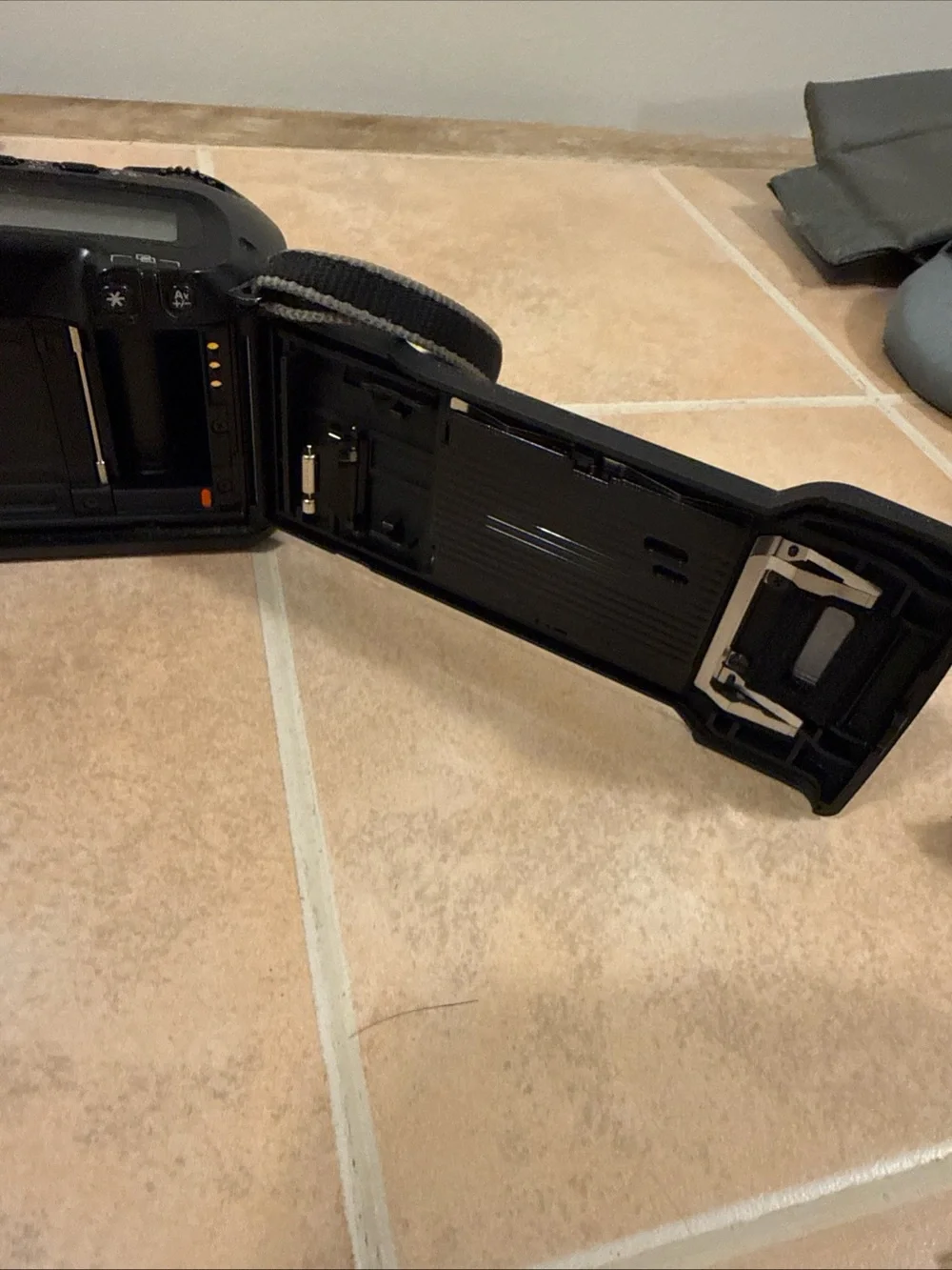 CANON EOS Rebel XS 35mm Film Camera w/EF 75 & EF 35 Lens